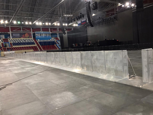 Crowd control barrier is widely used in square performances